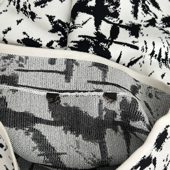 Bcbg bandage skirt - Picture 3 of 4